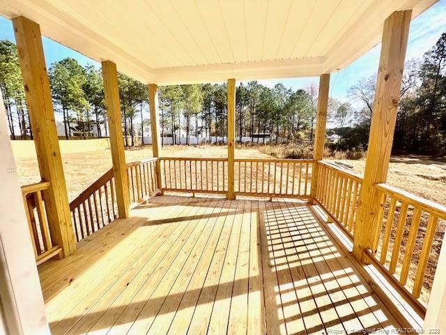 37 Copperhead Ln, Benson, NC 27504