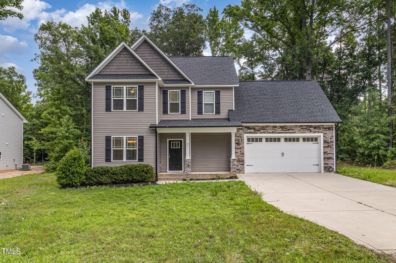 37 Coventry Ln, Lillington, NC 27546