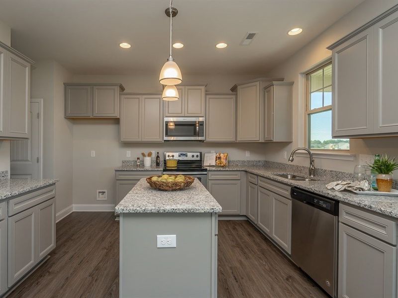 37 Duchess Ave, Franklinton, NC 27525