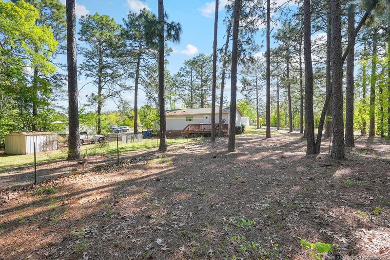 37 Gibbs Rd, Lillington, NC 27546