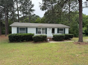 37 Gibbs Rd, Lillington, NC 27546
