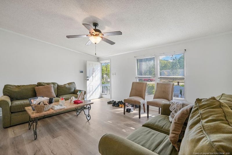 37 Gibbs Rd, Lillington, NC 27546