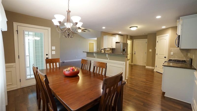 37 Lawson Ct, Smithfield, NC 27577