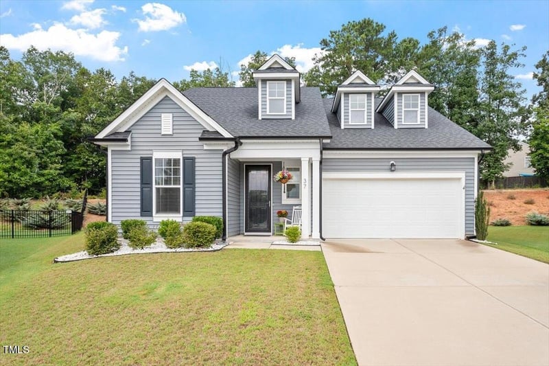 37 Lunata Ct, Clayton, NC 27527