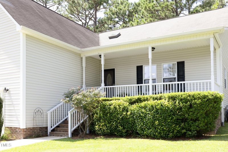 37 Mallard Trl, Sanford, NC 27332
