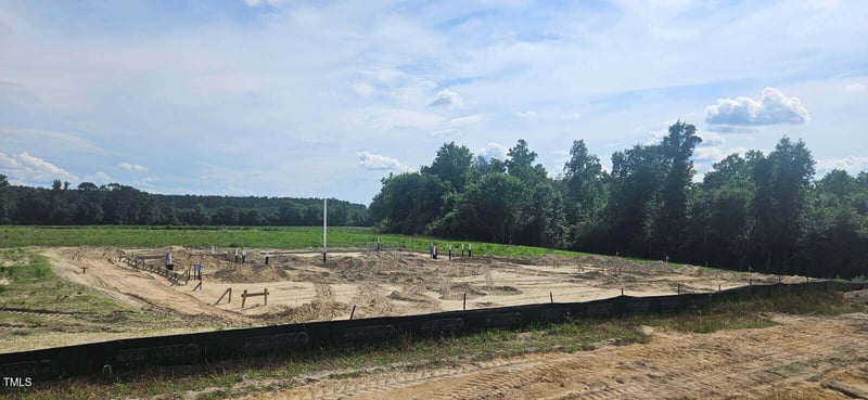 37 Matthew Meadow Ln, Lillington, NC 27546