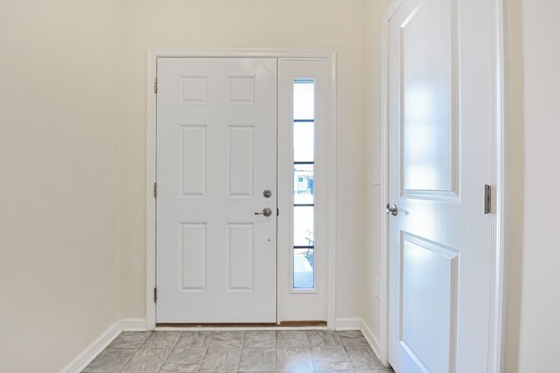 37 Plott Hound Dr, Clayton, NC 27520