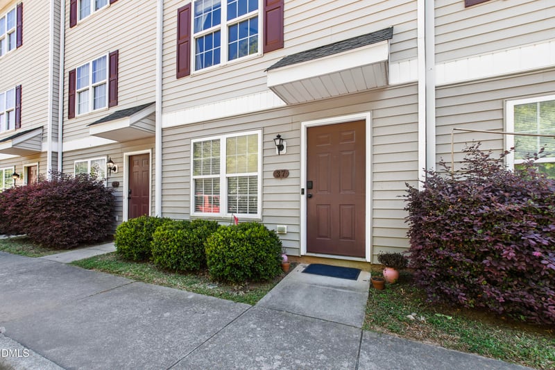 37 Red Ln, Raleigh, NC 27606