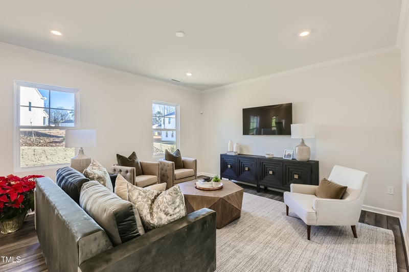 37 Regal Gardens Ct, Angier, NC 27501