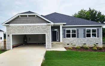 37 Shoreline Dr, Lillington, NC 27546
