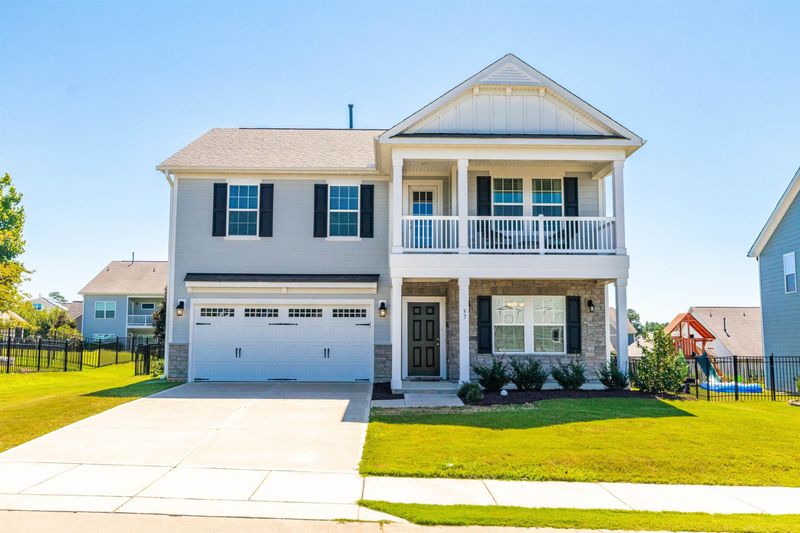 37 Thornbury St, Clayton, NC 27527