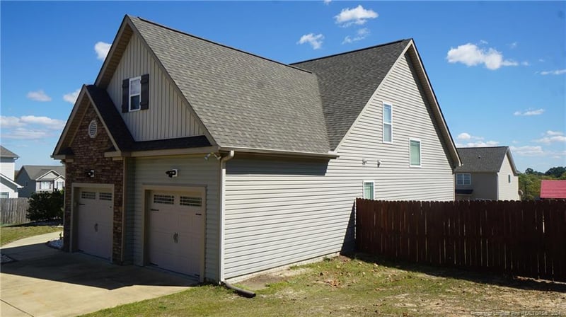 37 Triple Crown Ct, Lillington, NC 27546