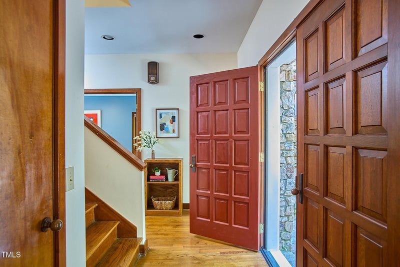 37 Wedgewood Rd, Chapel Hill, NC 27514