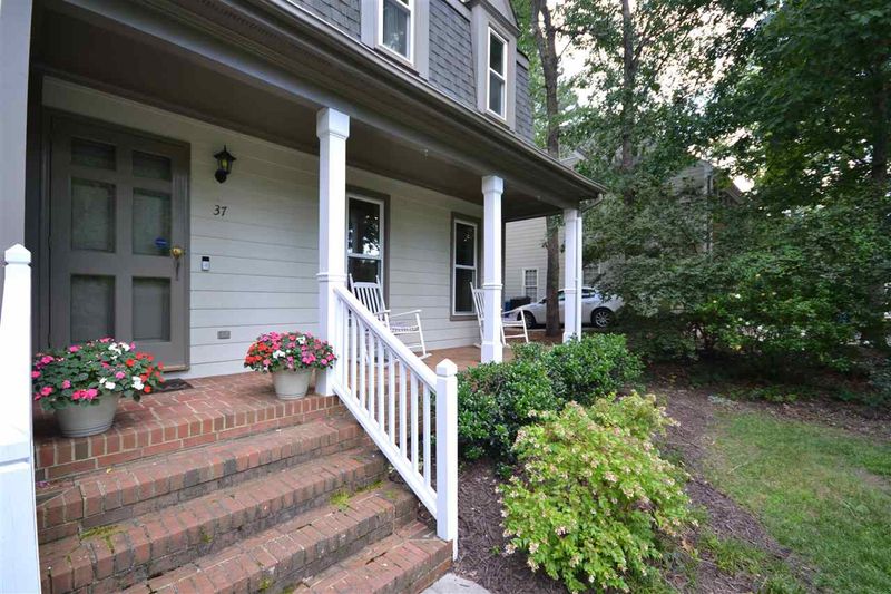 37 Westridge Dr, Durham, NC 27712