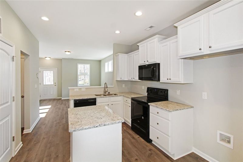 37 Yellow Jacket Rg, Clayton, NC 27520