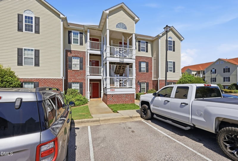 370 Bubble Creek Ct #12, Fayetteville, NC 28311