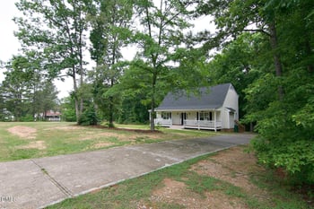370 Huntsburg Dr, Louisburg, NC 27549