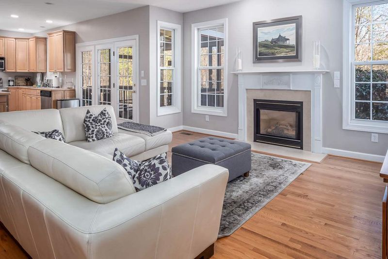 370 Jamestown Rd, Pittsboro, NC 27312