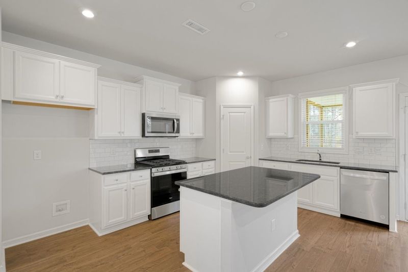 370 Madden Rose Loop, Garner, NC 27529
