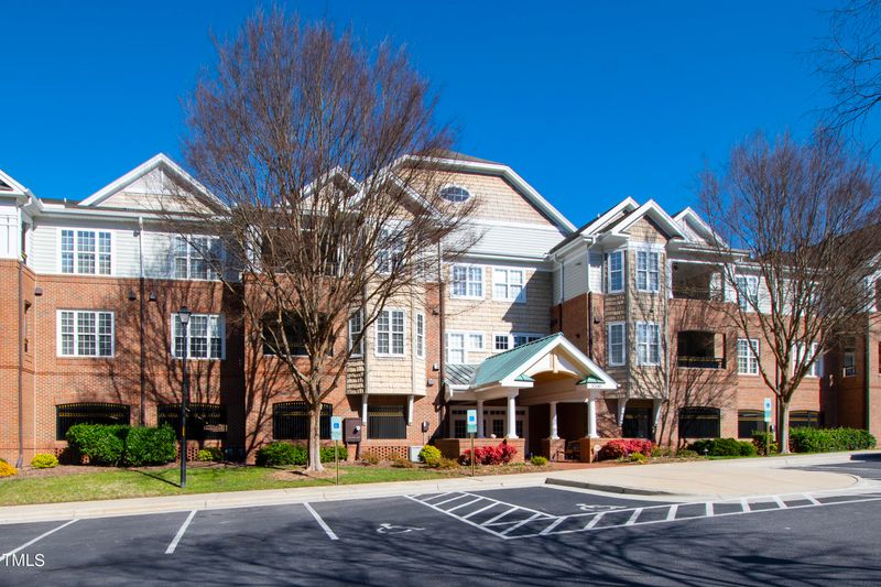 3700 Baron Cooper Ps #303, Raleigh, NC 27612