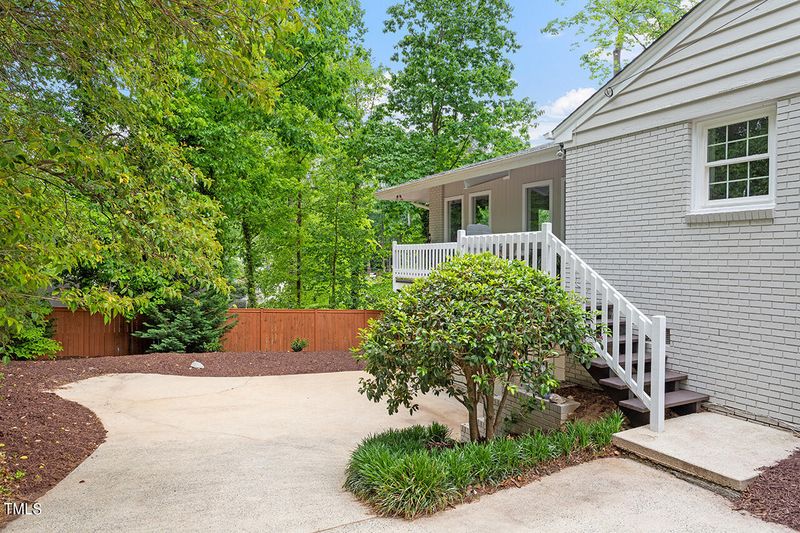 3700 Corbin St, Raleigh, NC 27612