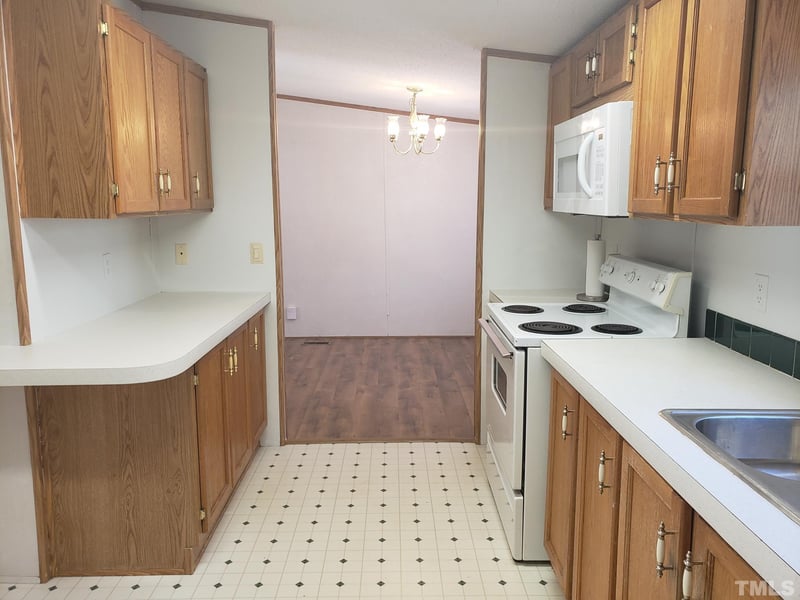 3700 Country Acres Ln, New Hill, NC 27562