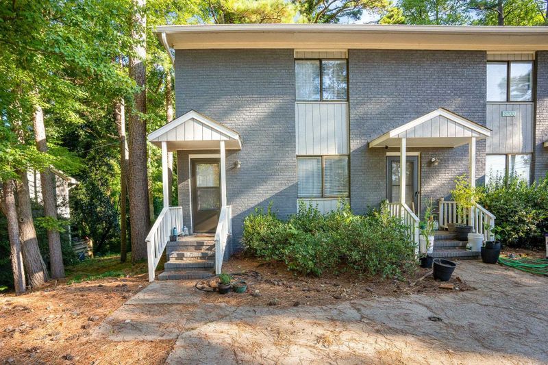 3700 Greenleaf St, Raleigh, NC 27606