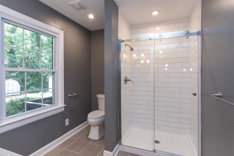 3700 Lee Rd, Raleigh, NC 27604