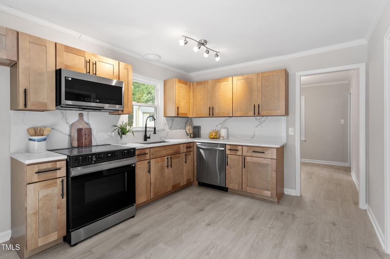 3700 Summer Pl, Raleigh, NC 27604