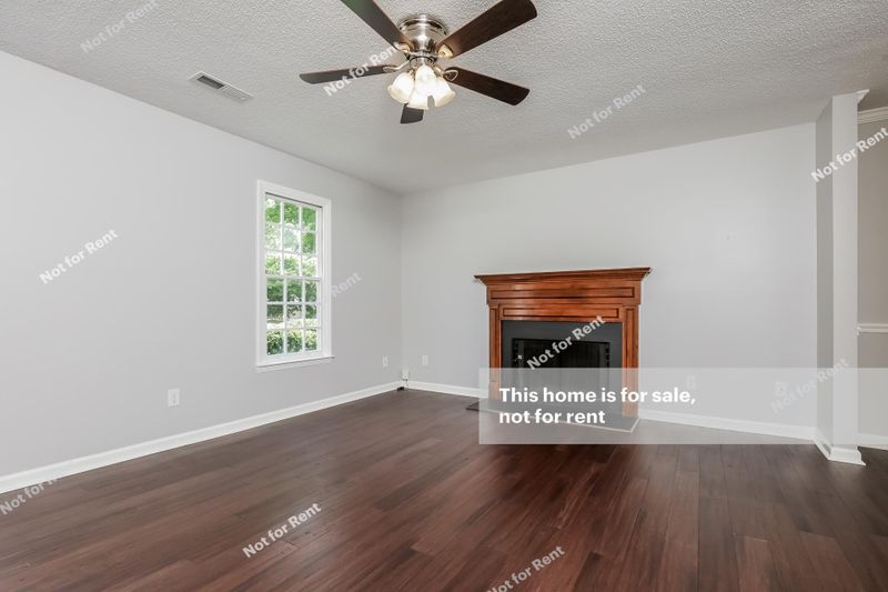 3700 Turnbull Ct, Raleigh, NC 27616