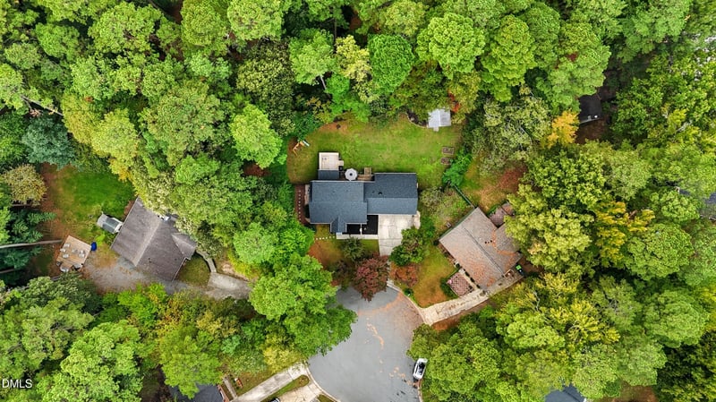 3701 Saratoga Dr, Raleigh, NC 27604