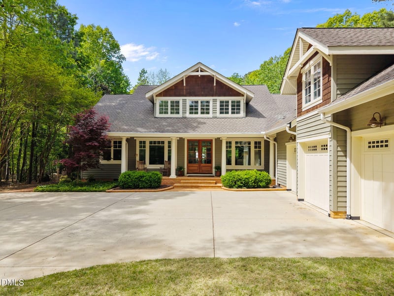 3701 Stonegate Dr, Chapel Hill, NC 27516
