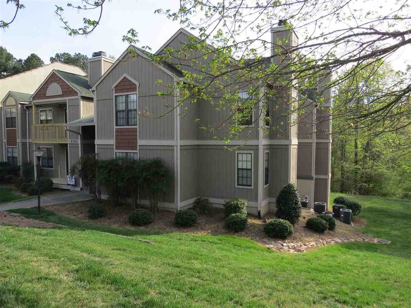 3702 Chimney Rg #101, Durham, NC 27713