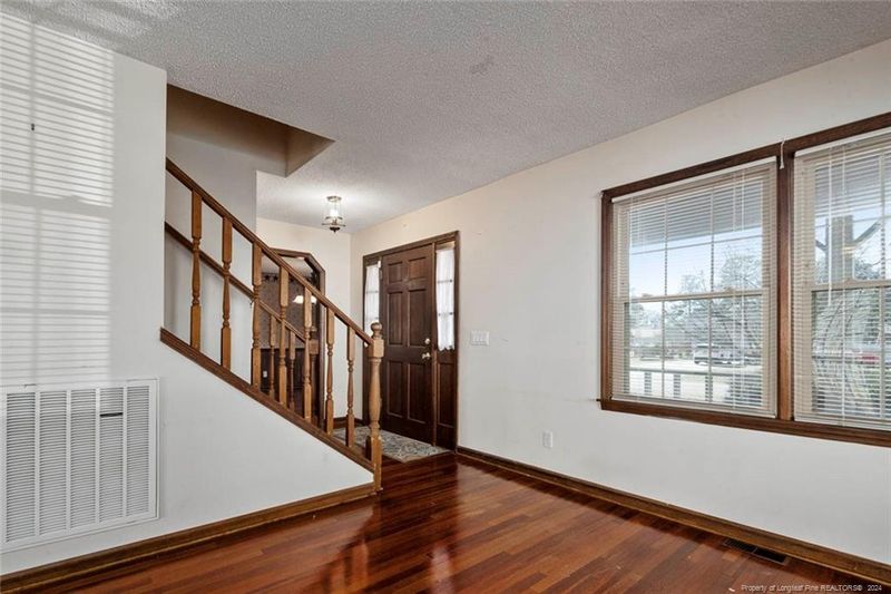 3702 Masters Dr, Hope Mills, NC 28348