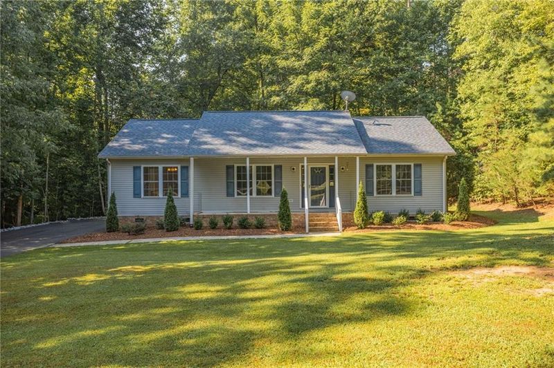 3703 Krystle Ct, Hillsborough, NC 27278