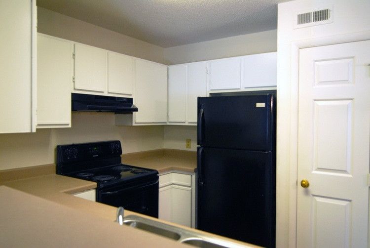 3704 Chimney Rg #203, Durham, NC 27713