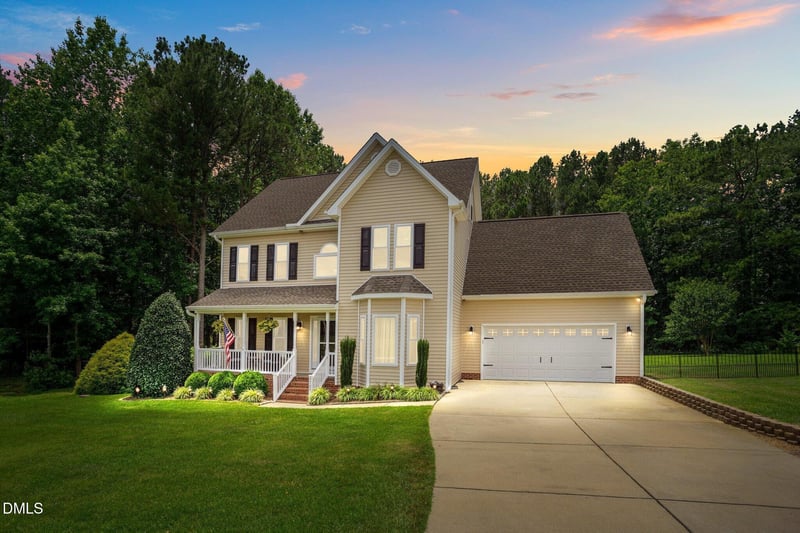 3704 Highland Creek Dr, Apex, NC 27539