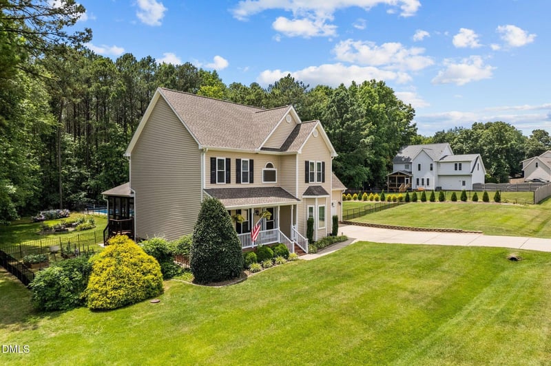 3704 Highland Creek Dr, Apex, NC 27539