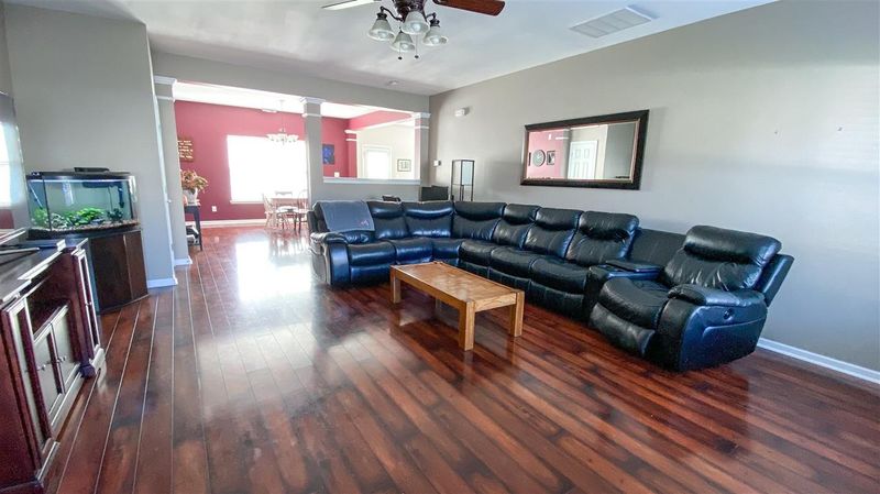 3704 Mayfair Mill Dr, Raleigh, NC 27616
