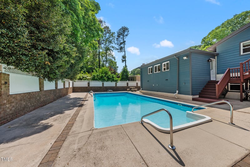 3704 Swann St, Raleigh, NC 27612