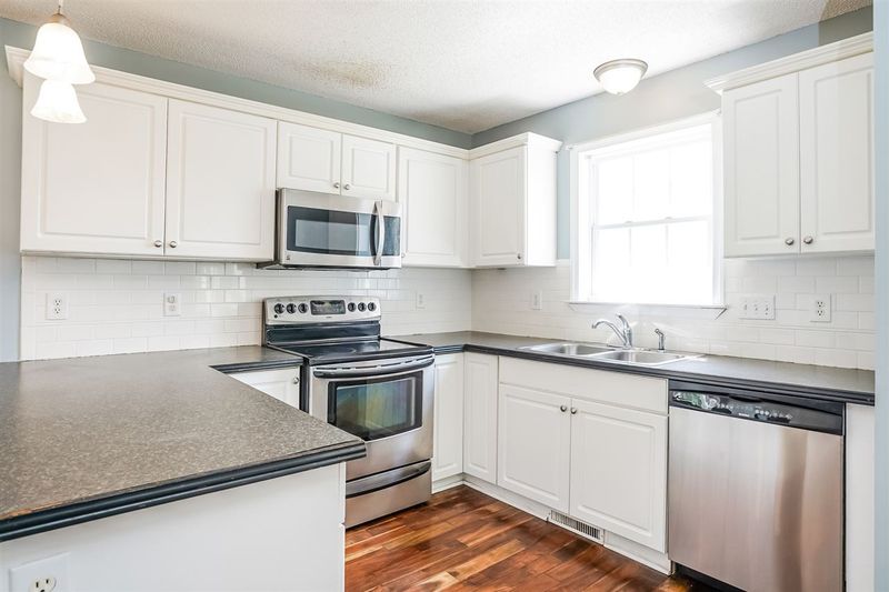 3705 Argonne Way, Raleigh, NC 27610
