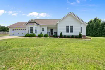 3705 Highland Creek Dr, Apex, NC 27539