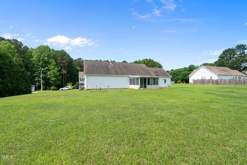 3705 Highland Creek Dr, Apex, NC 27539