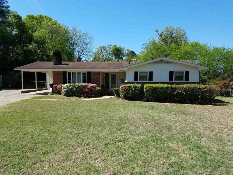 3705 Kingsley Pl, Raleigh, NC 27609