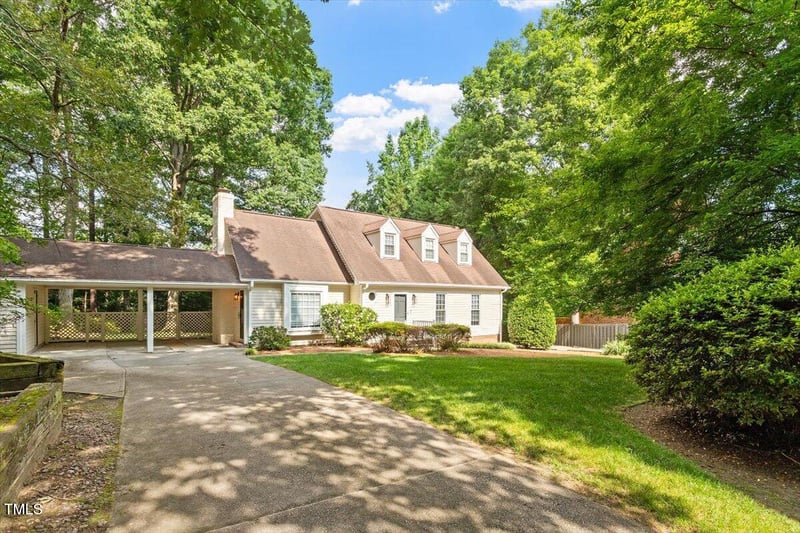3705 Old Post Rd, Raleigh, NC 27612
