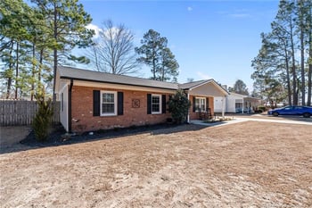 3705 Persimmon Rd, Hope Mills, NC 28348