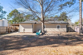 3705 Persimmon Rd, Hope Mills, NC 28348