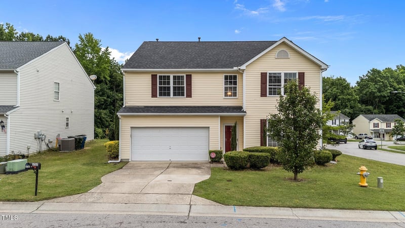 3705 Rivermist Dr, Raleigh, NC 27610