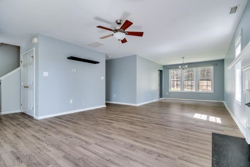 3708 Cashew Dr, Raleigh, NC 27616
