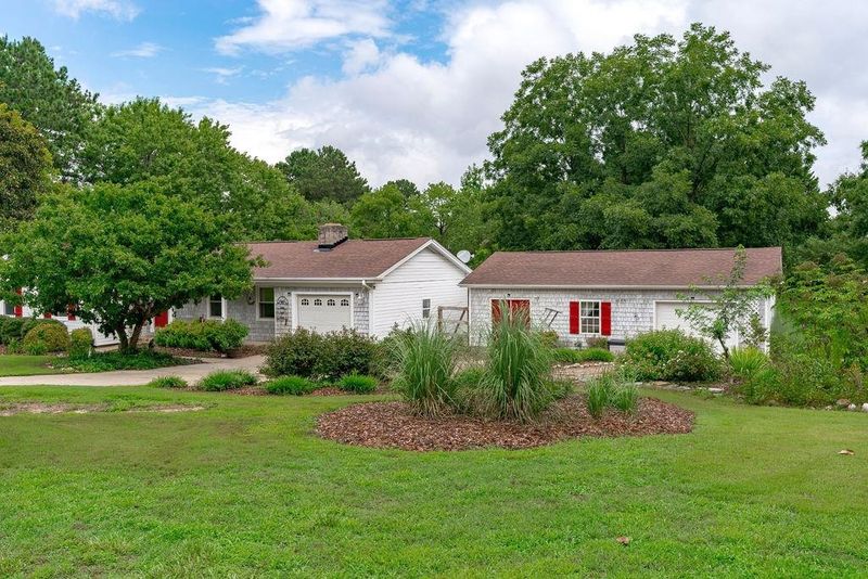 3708 Willow Creek Dr, Raleigh, NC 27604